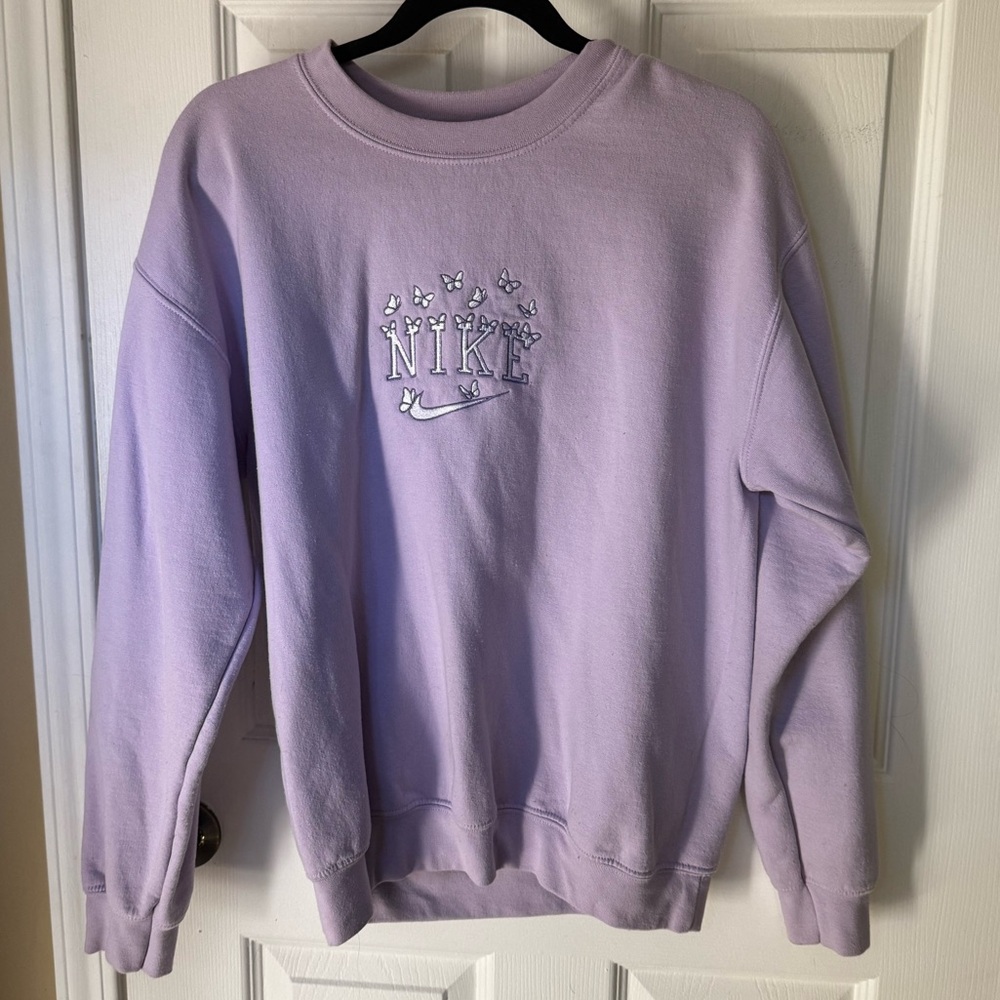 Gildan Women's Lavender Crew Neck Sweater